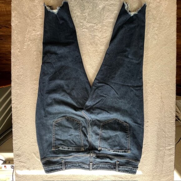 Lane Bryant Dark Wash Distressed Super Stretch Skinny Jeans- Size 22P - Picture 5 of 10